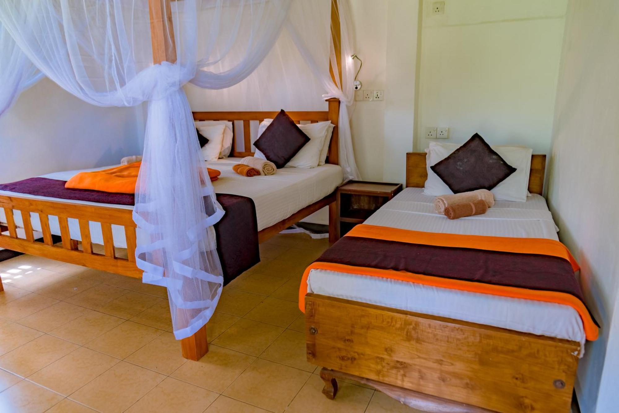 Amor Beach Унаватуна Экстерьер фото